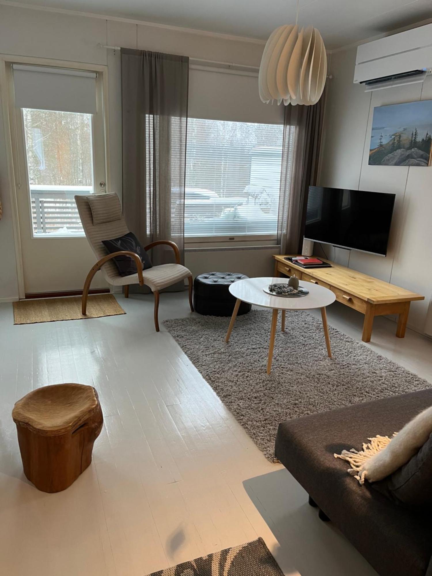 Kolin Pikkukolo - Saunallinen Studiohuoneisto Kolinkylä Esterno foto